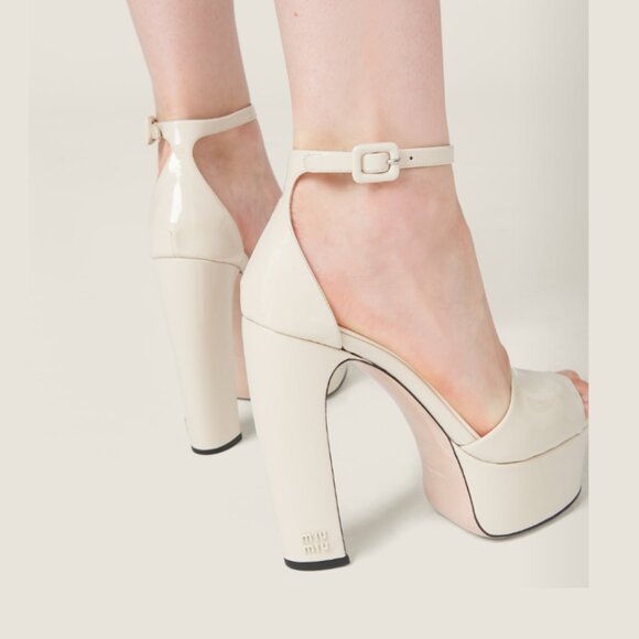 NWT Miu Miu Platform Sandals Beige Patent Leather Block High Heels Sz 41 - Picture 3 of 9